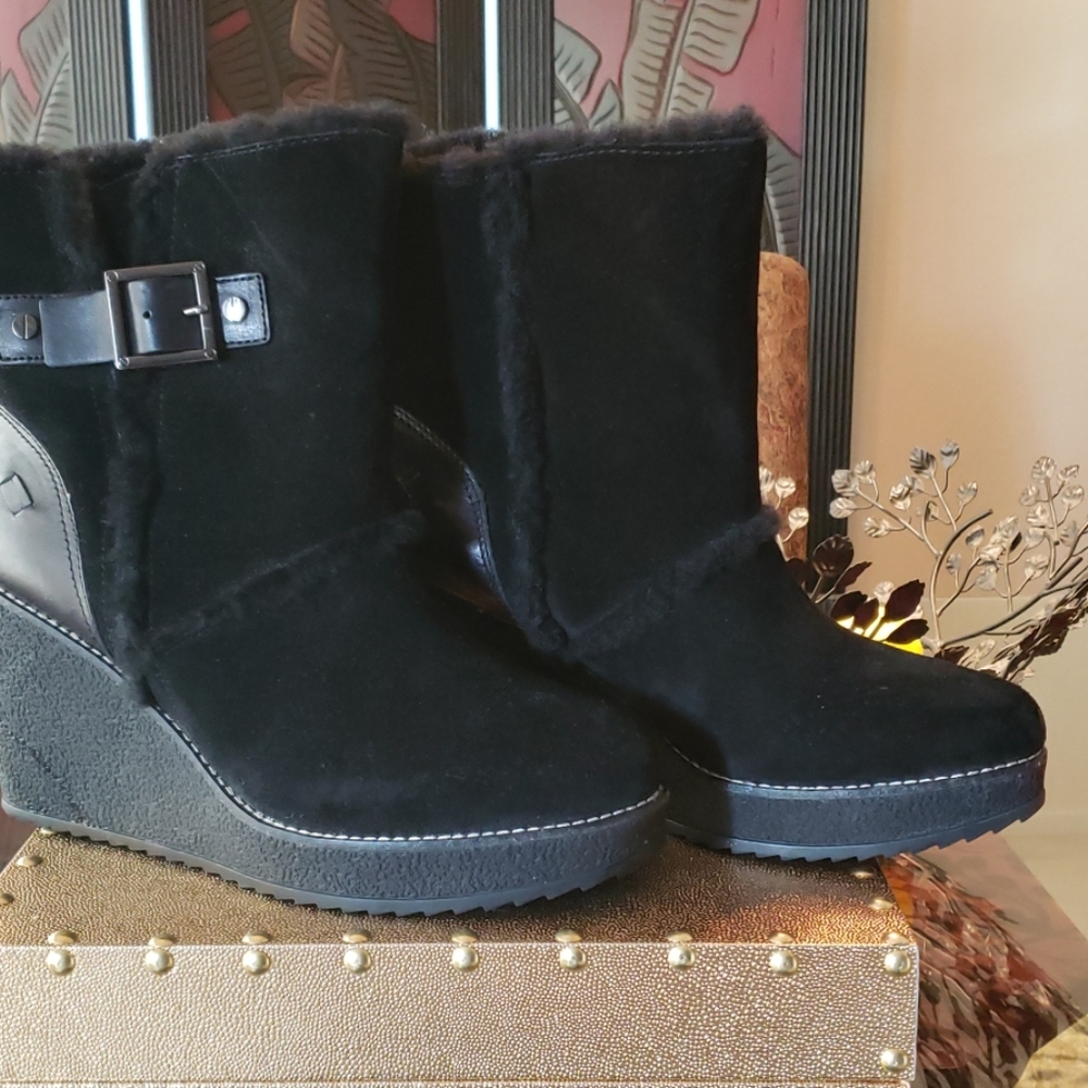 Tory Burch Boots